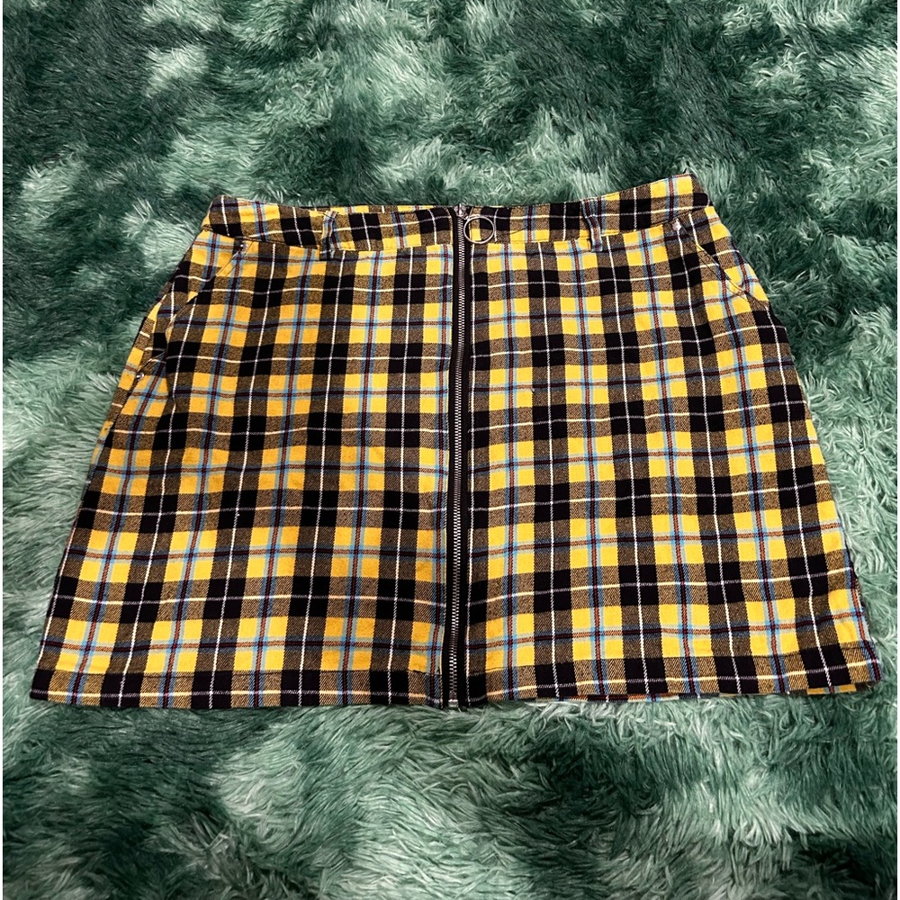 F21+ plaid skirt